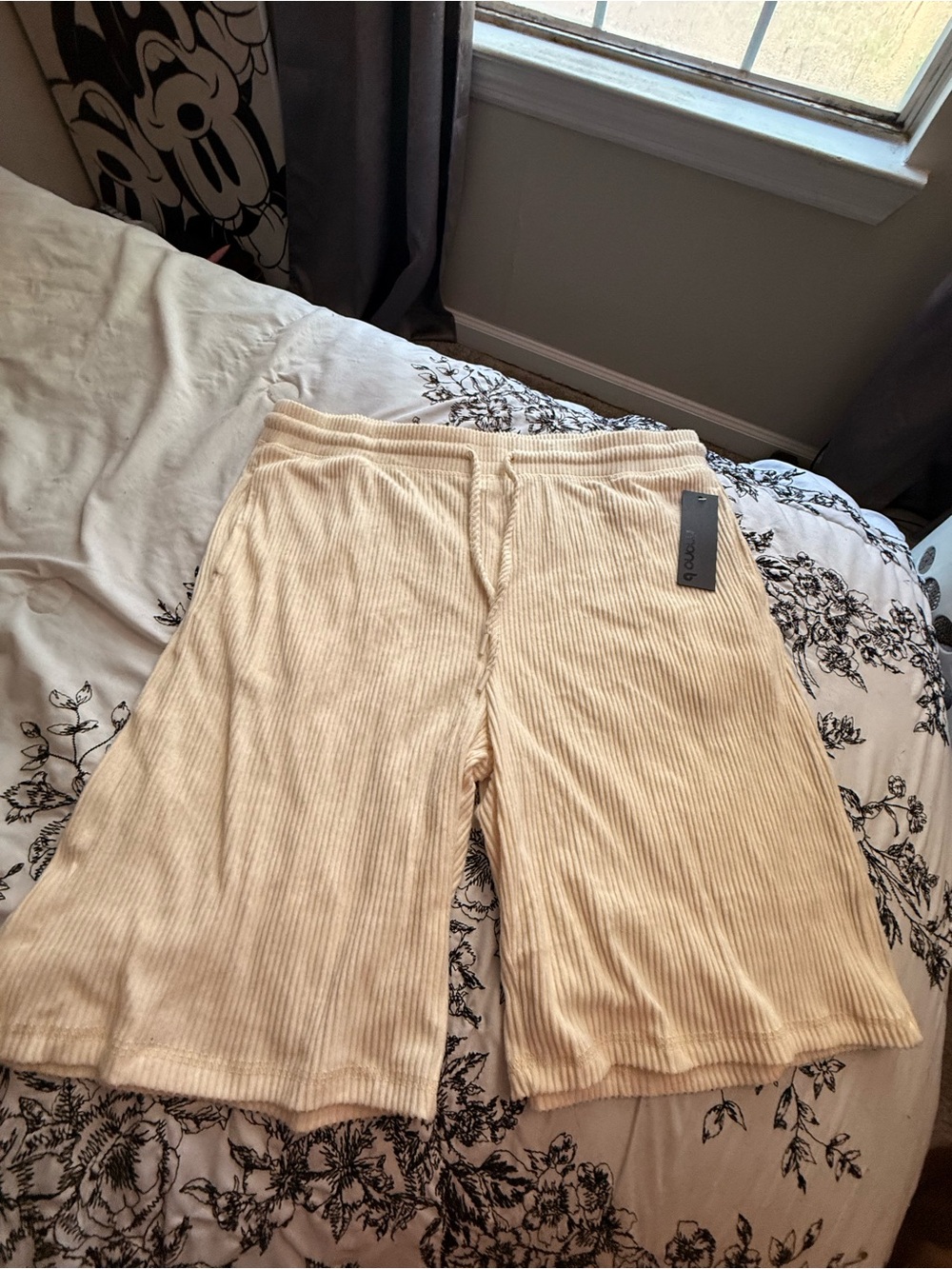 Mono-b Women's Cream lounge Shorts